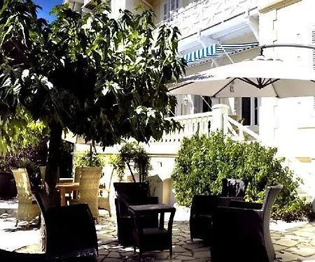 Hotell La Cheneraie